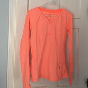 Lululemon long sleeve shirt excellent condition!